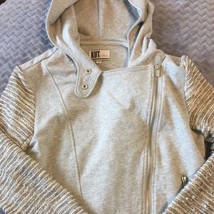 Women’s Kut from the Kloth grey zip up coat